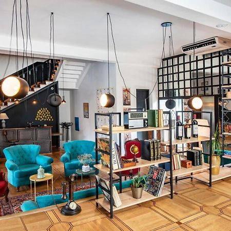 Alphabet Boutique Hotel Тбилиси Екстериор снимка