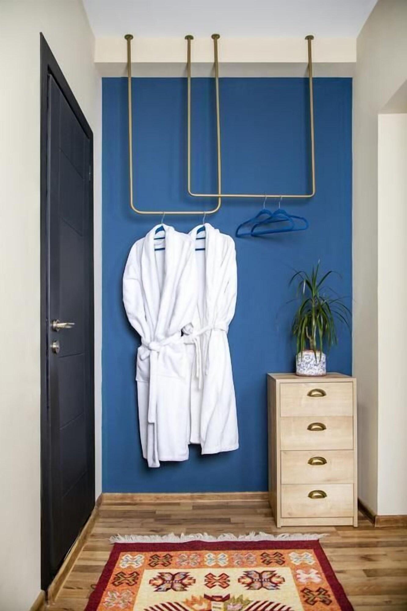 Alphabet Boutique Hotel Тбилиси Екстериор снимка