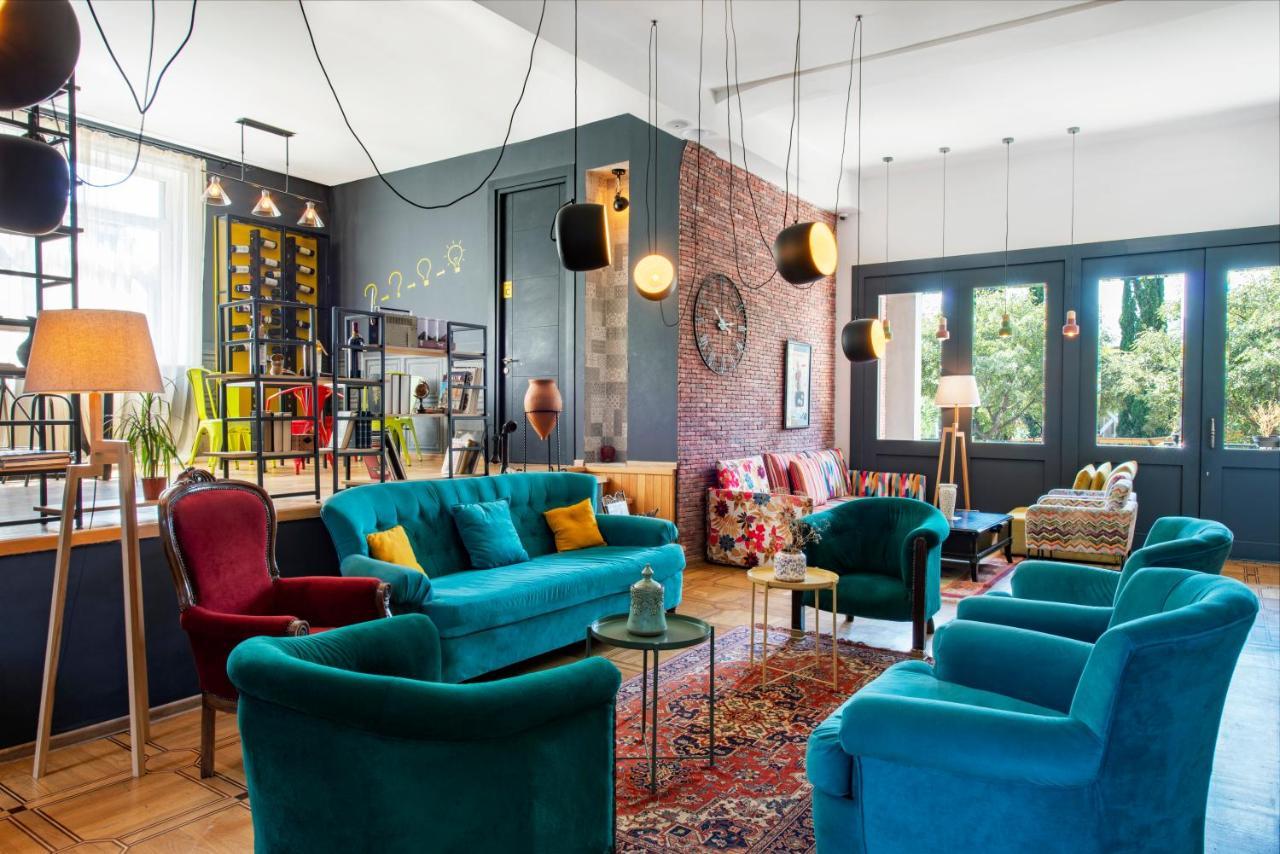 Alphabet Boutique Hotel Тбилиси Екстериор снимка